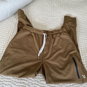 Vuori Sunday Performance Men's Joggers Size M